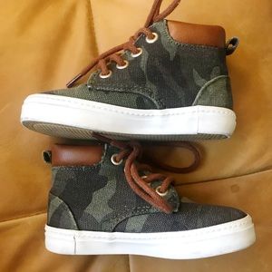 Old Navy high top shoes